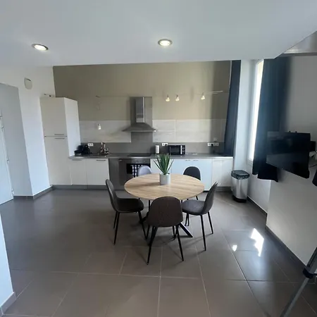 Appartement Loft Chaleureux - Climatisation - Wifi - 650 M Du Palais Des Festivals, Cannes